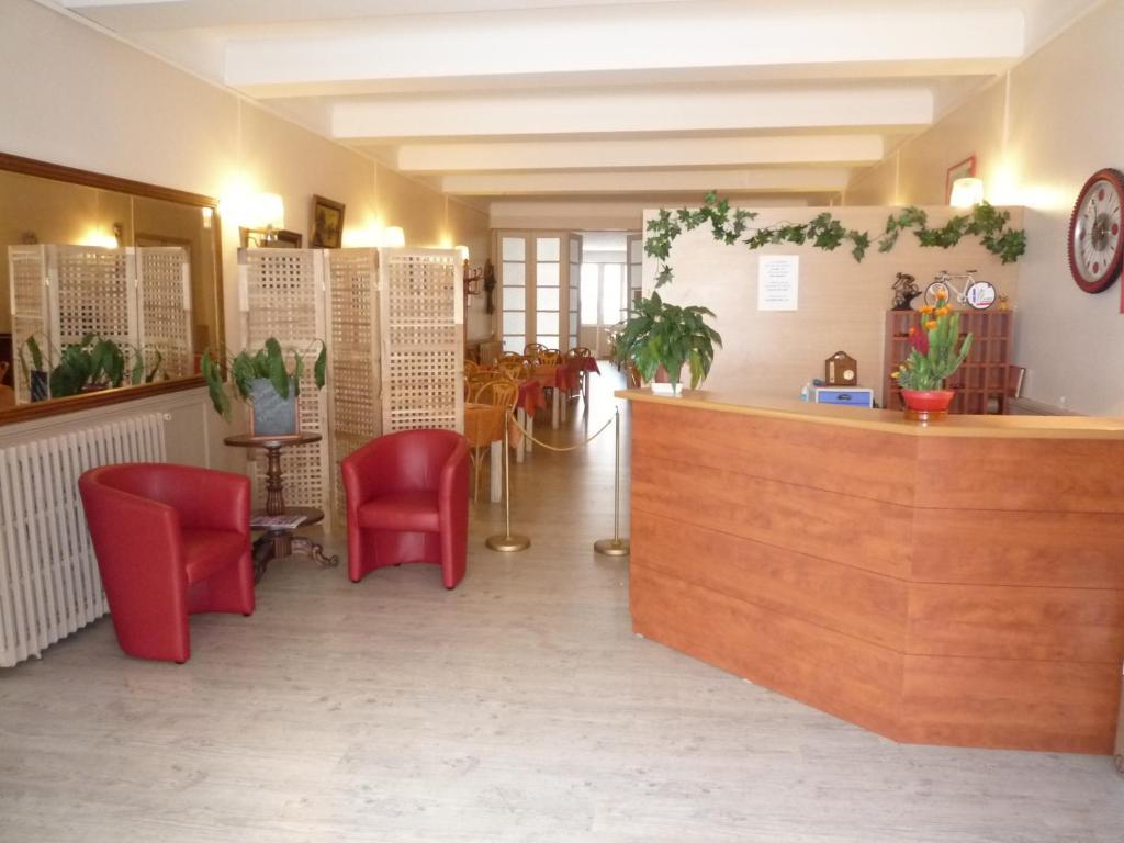 Hotel La Flamme Rouge Сен-Жірон Екстер'єр фото