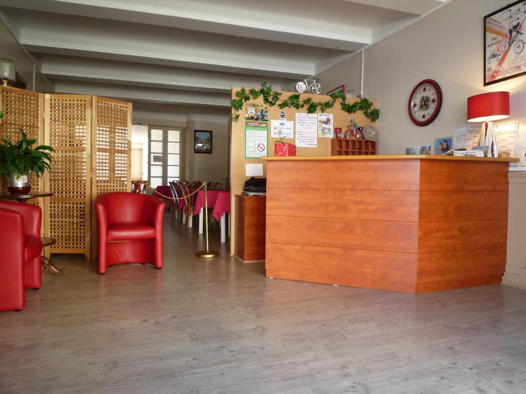 Hotel La Flamme Rouge Сен-Жірон Екстер'єр фото